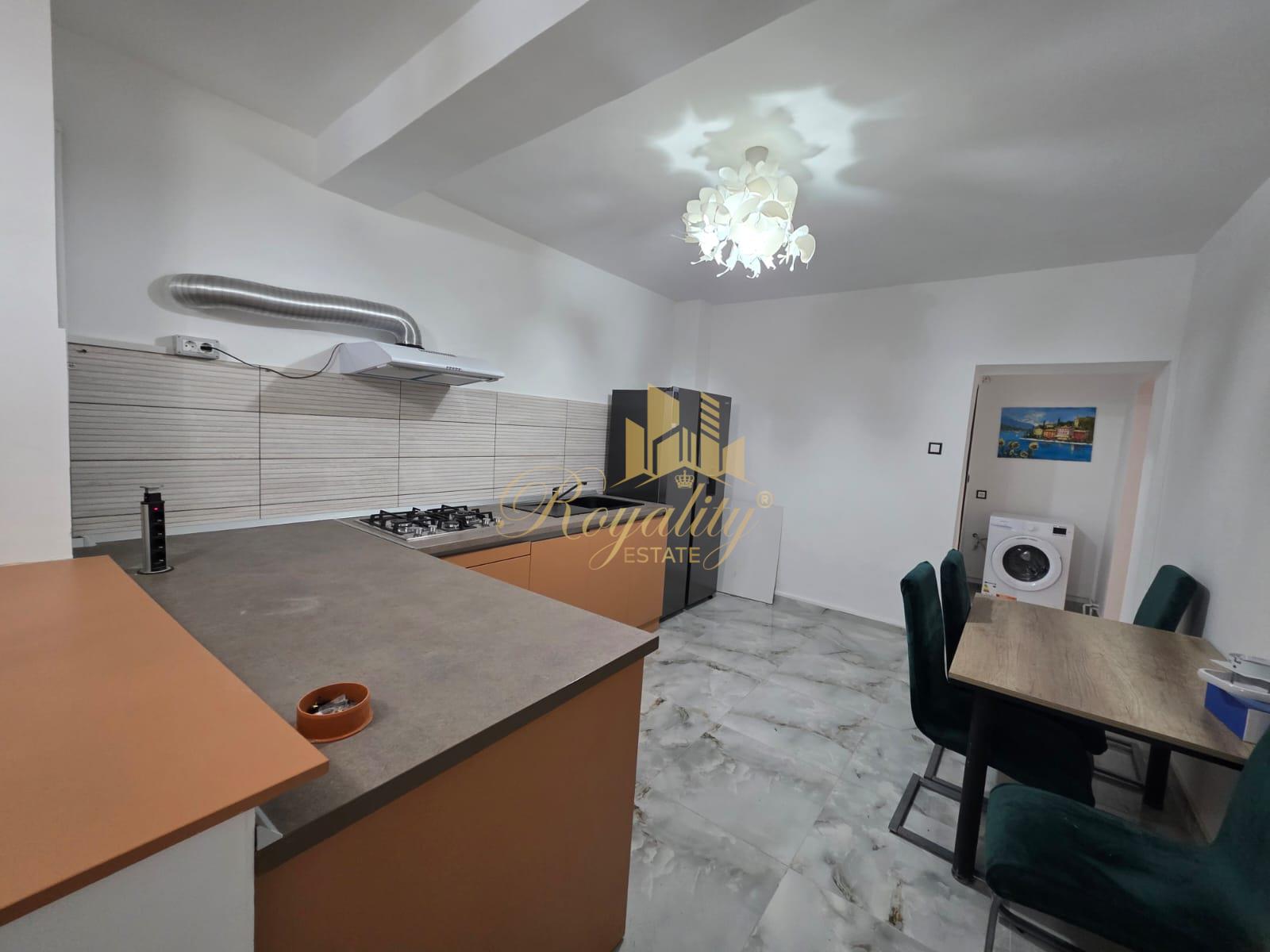 Apartament 5 camere, 125 mp, GRADINA 50 mp - Zona Girocului - Timisoara