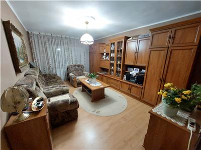 Apartament 2 camere, DECOMANDAT, centrala proprie- Zona Lipovei